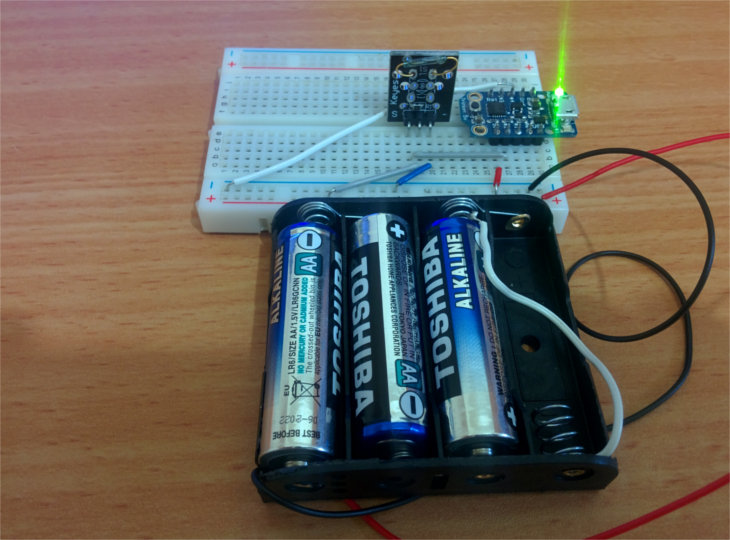 adafruit-trinket-battery